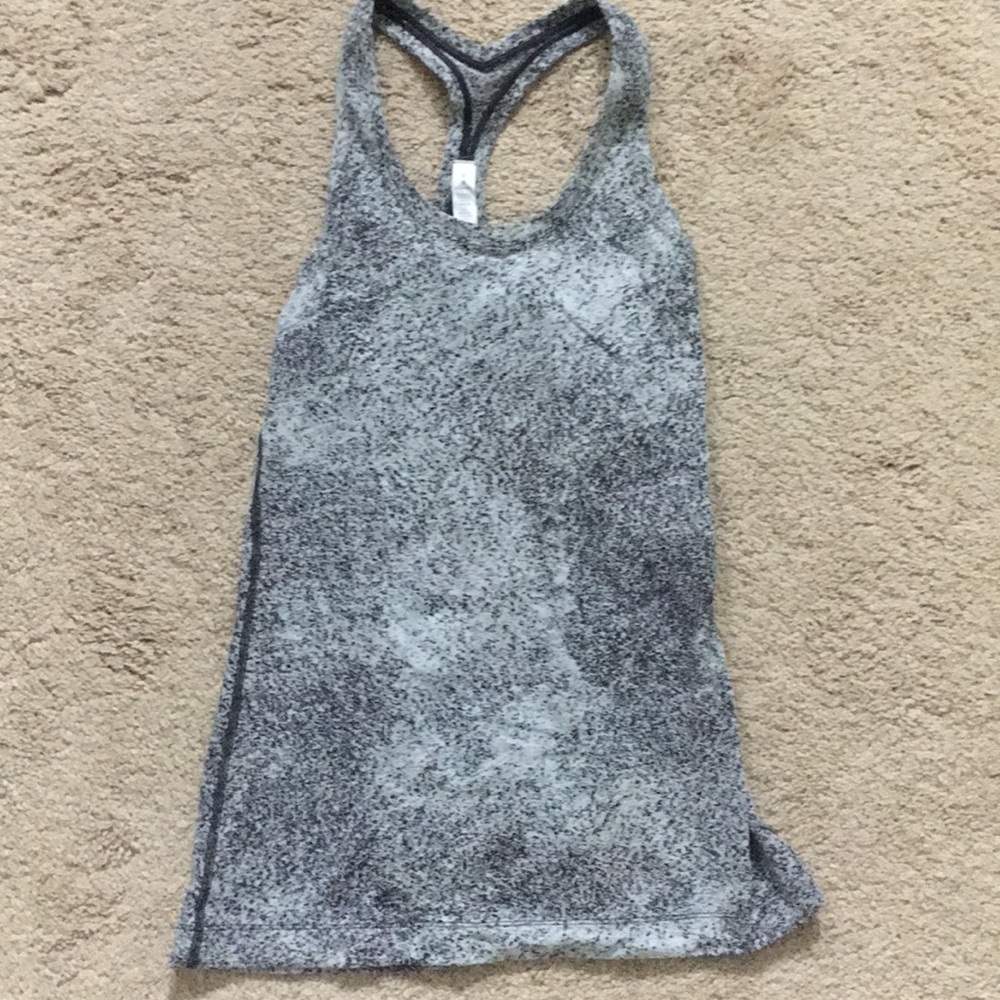 Lululemon tank!